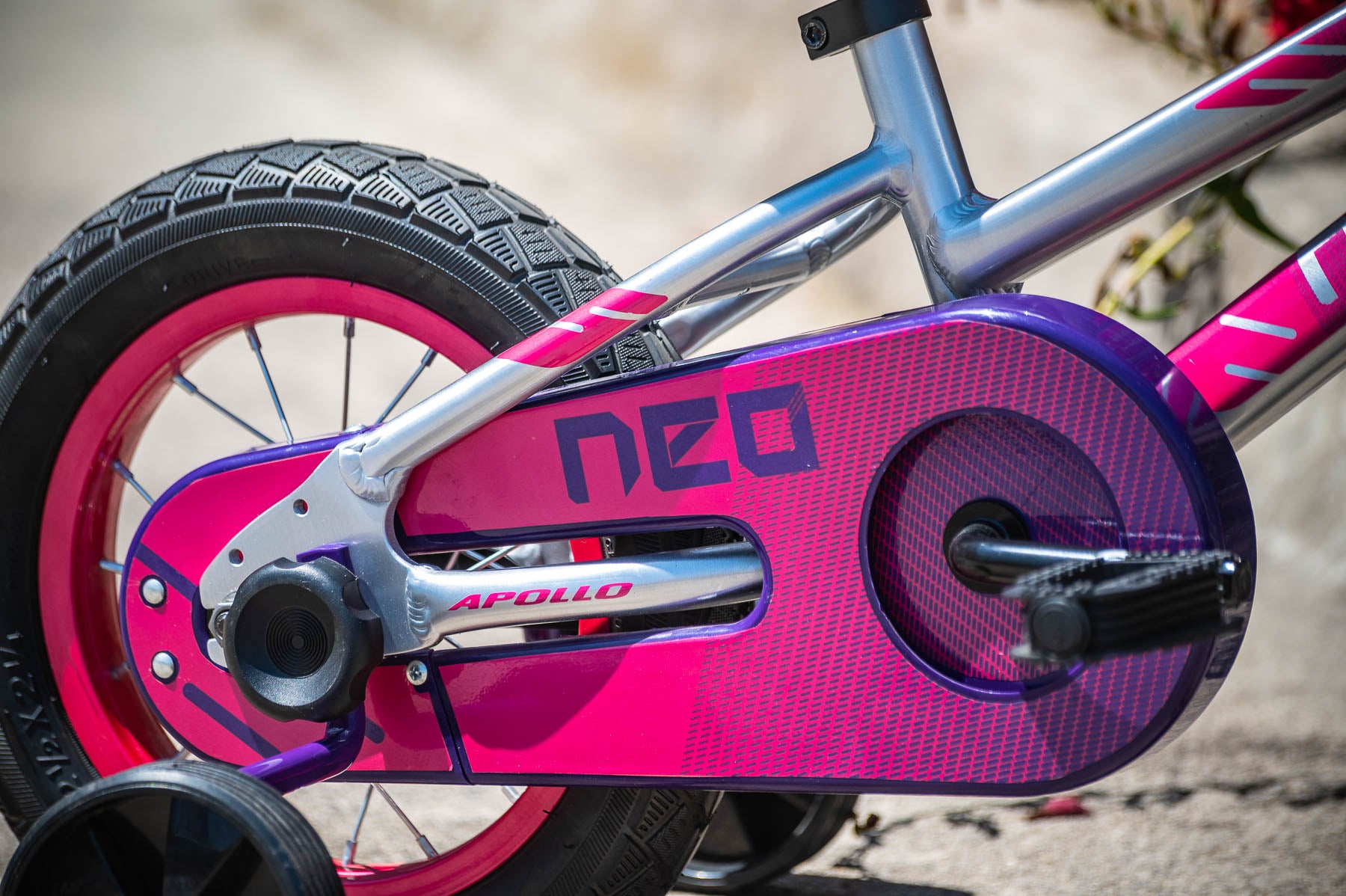 Neo+ 12 Girl's